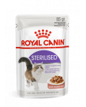 Royal Canin Sterilised Trocitos Salsa