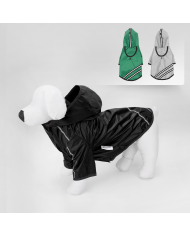 Chubasquero con capucha